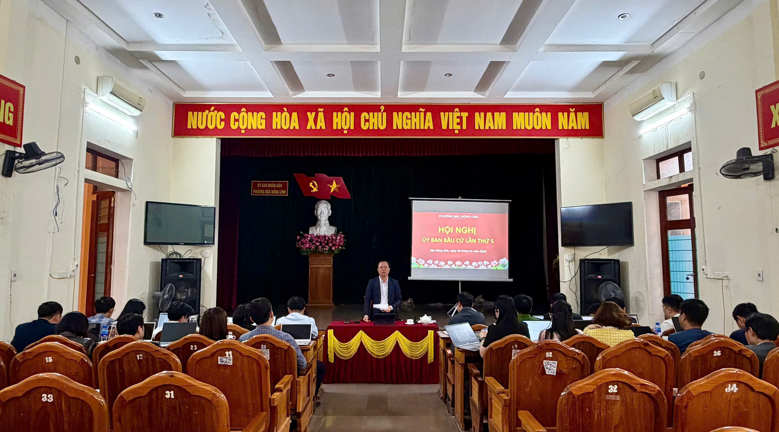 Ủy ban bầu cử phường Bắc Hồng Lĩnh tổ chức hội nghị lần thứ 5 để thống nhất các nội dung thuộc thẩm quyền