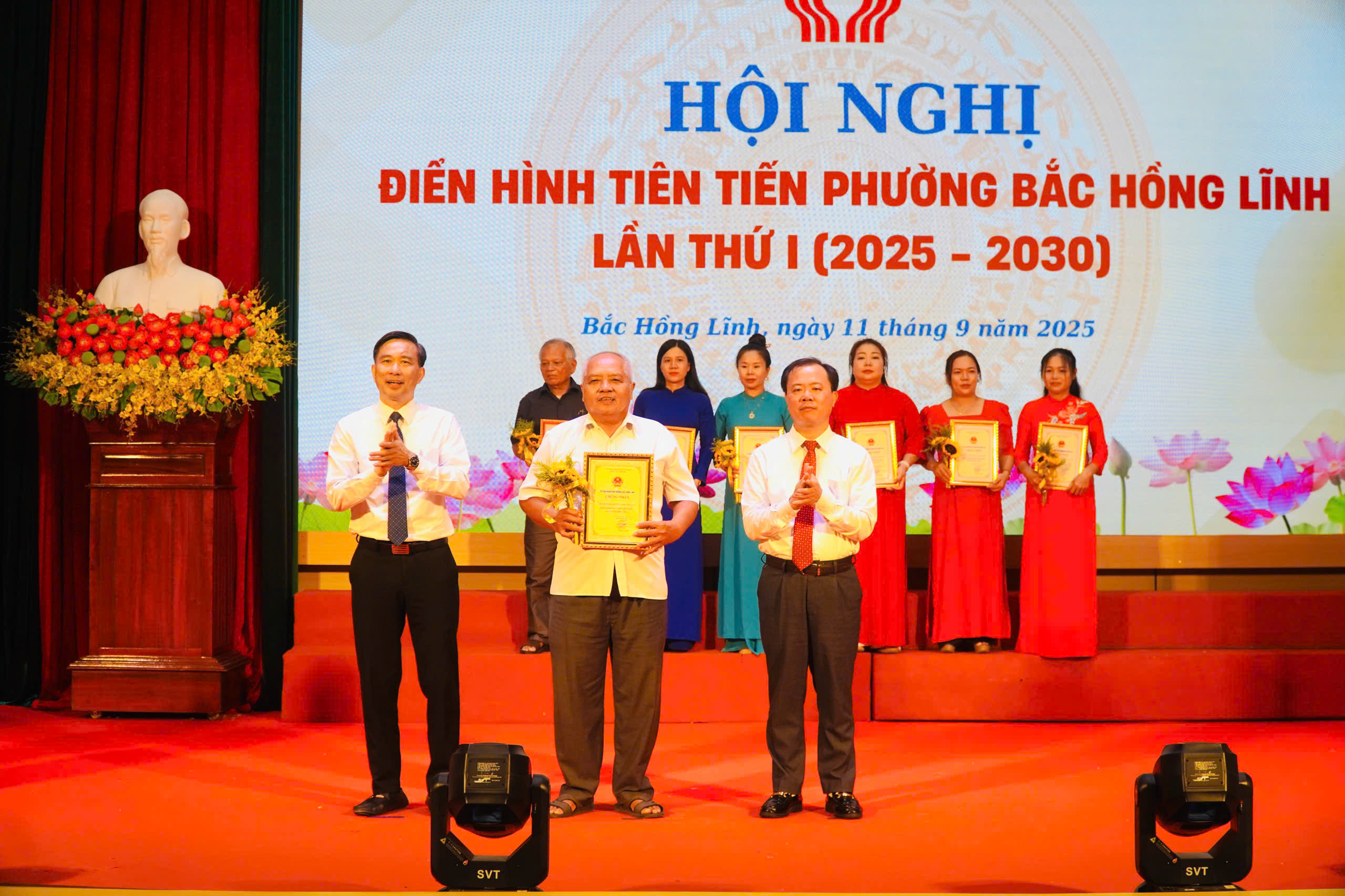 Tổ chức thành công hội nghị vinh danh khen thưởng 50 tập thể, cá nhân và hộ gia đình điển hình tiên tiến tiêu biểu lần thứ I, giai đoạn 2025-2030