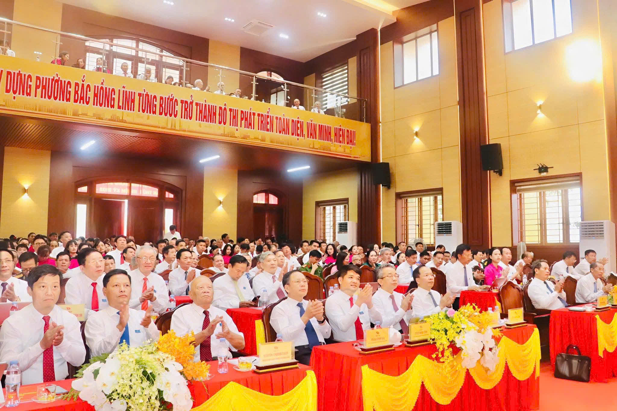 Bí thư Tỉnh ủy Nguyễn Duy Lâm dự Đại hội Đảng bộ phường Bắc Hồng Lĩnh 