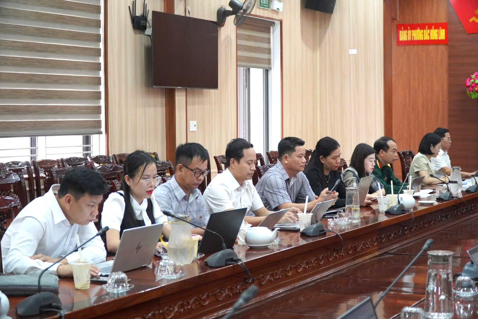 Ban Chấp hành Đảng bộ phường Bắc Hồng Lĩnh góp ý các dự thảo quan trọng