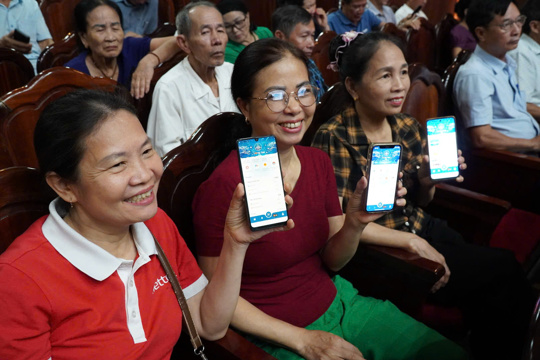 Phường Bắc Hồng Lĩnh tiếp tục đẩy mạnh cài đặt, sử dụng ứng dụng i-HaTinh
