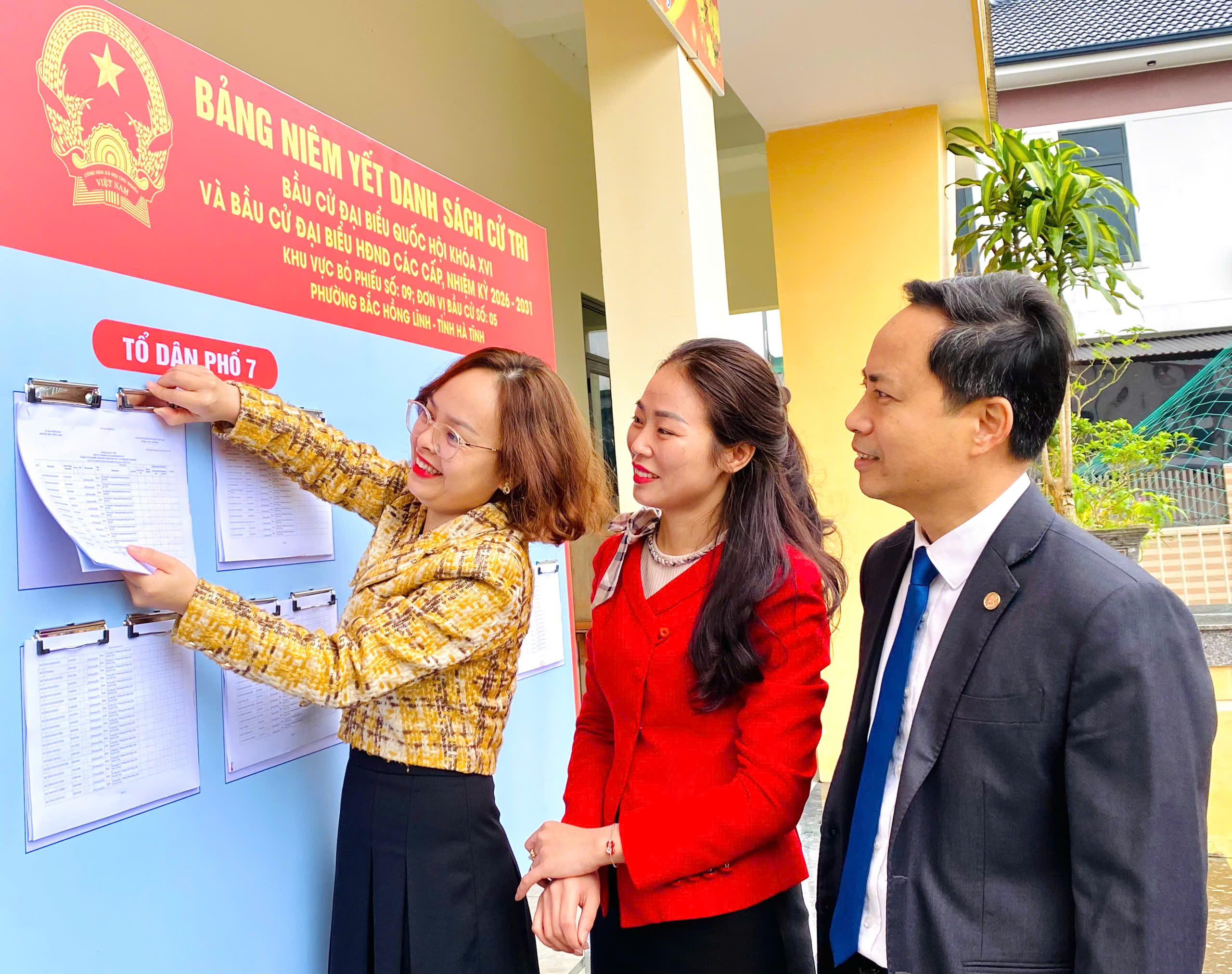 Phường Bắc Hồng Lĩnh niêm yết danh sách cử tri bầu cử đại biểu Quốc hội khóa XVI và đại biểu HĐND các cấp nhiệm kỳ 2026-20231.