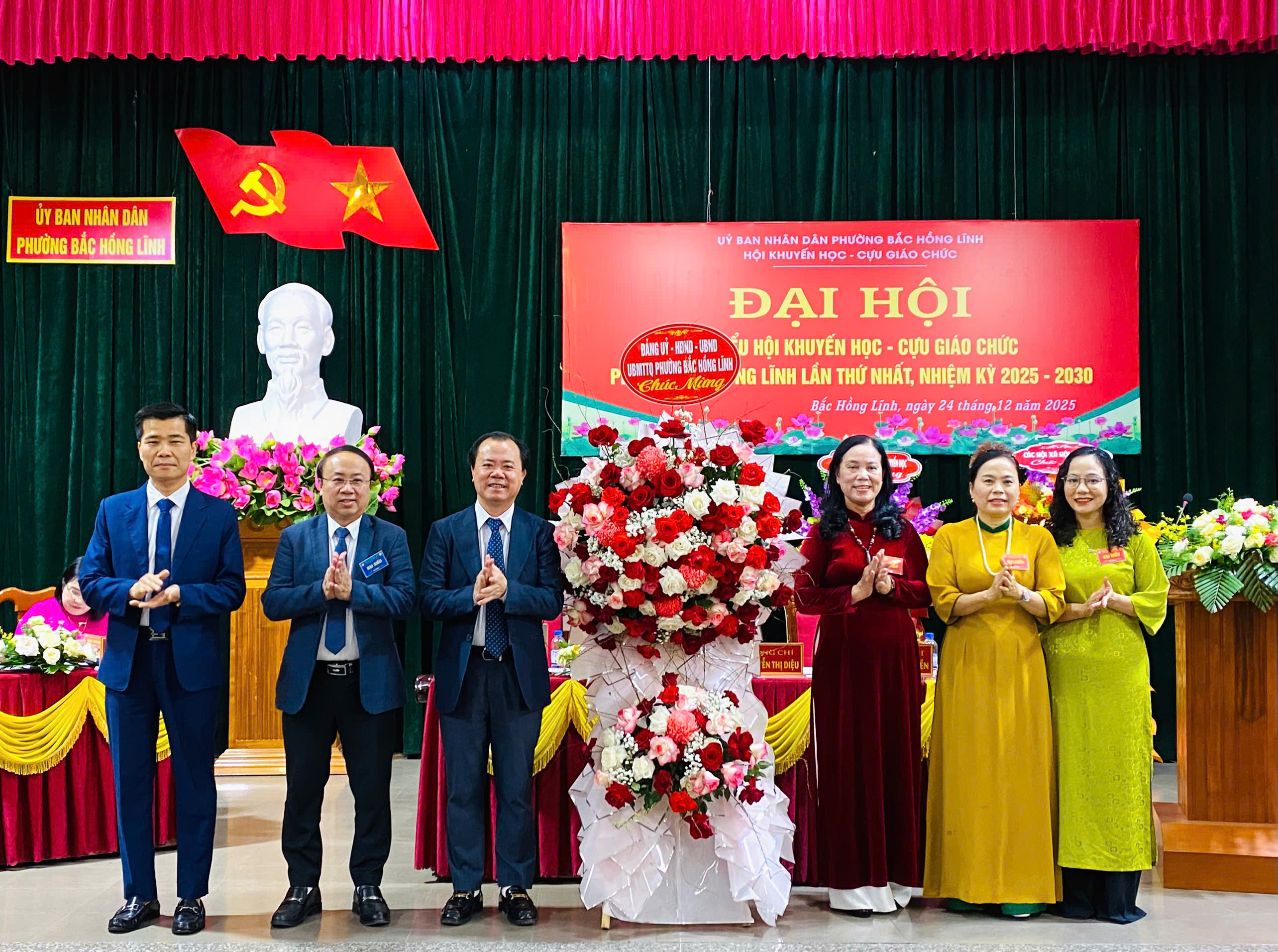 Chung sức vì sự nghiệp khuyến học – khuyến tài phường Bắc Hồng Lĩnh 
