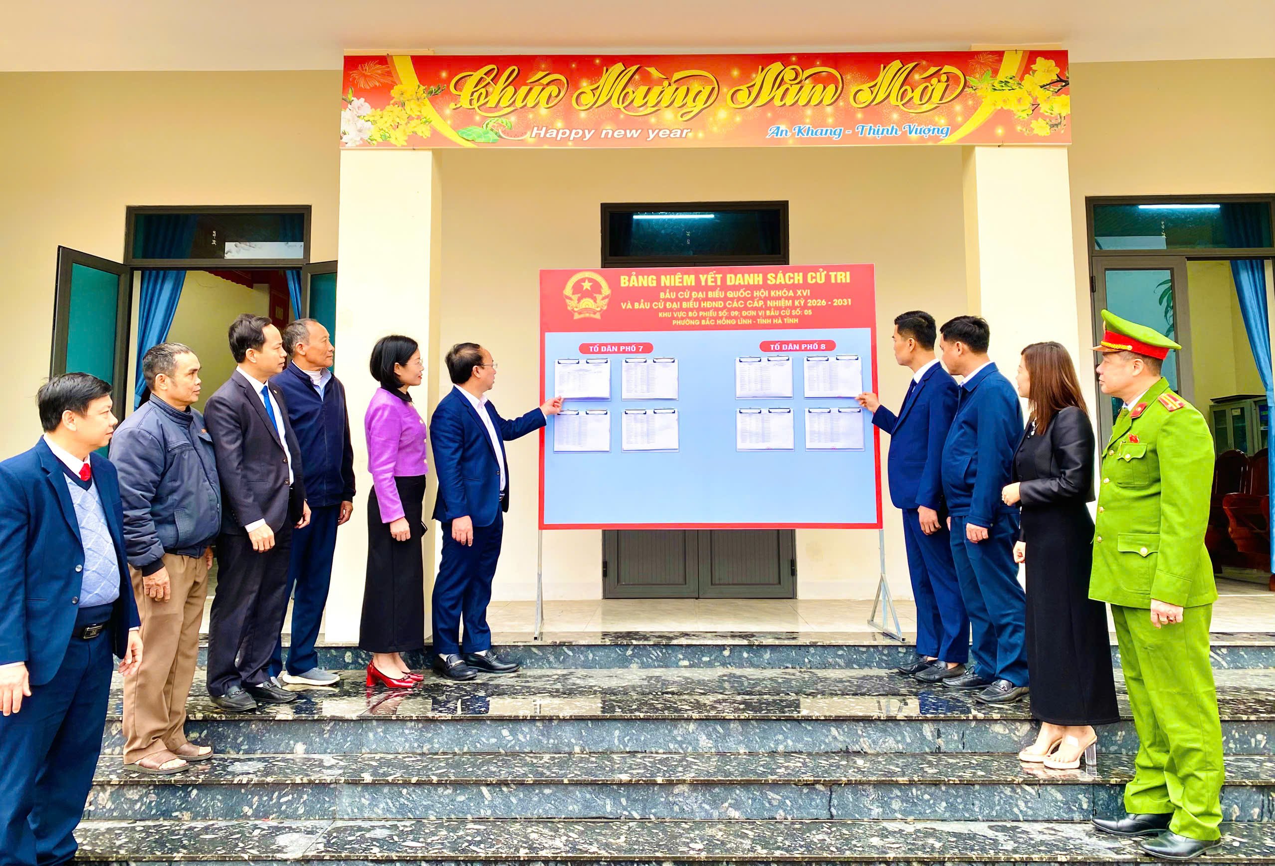 Phường Bắc Hồng Lĩnh niêm yết danh sách cử tri bầu cử đại biểu Quốc hội khóa XVI và đại biểu HĐND các cấp nhiệm kỳ 2026 – 2031
